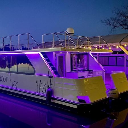 Lieblingsplatz Parey - Schwimmendes Hausboot Hotel Kültér fotó